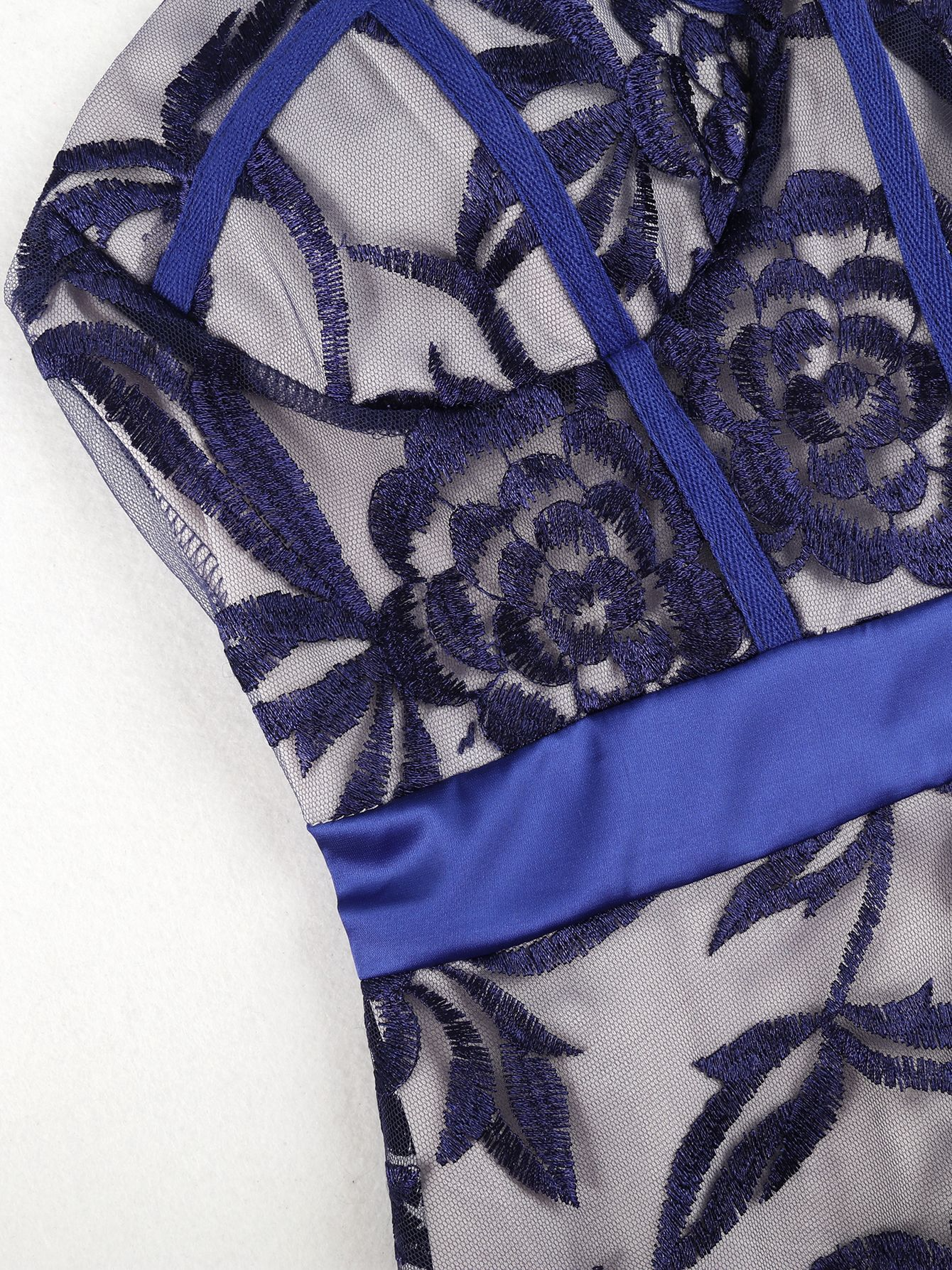 Velaria Embroidered Maxi