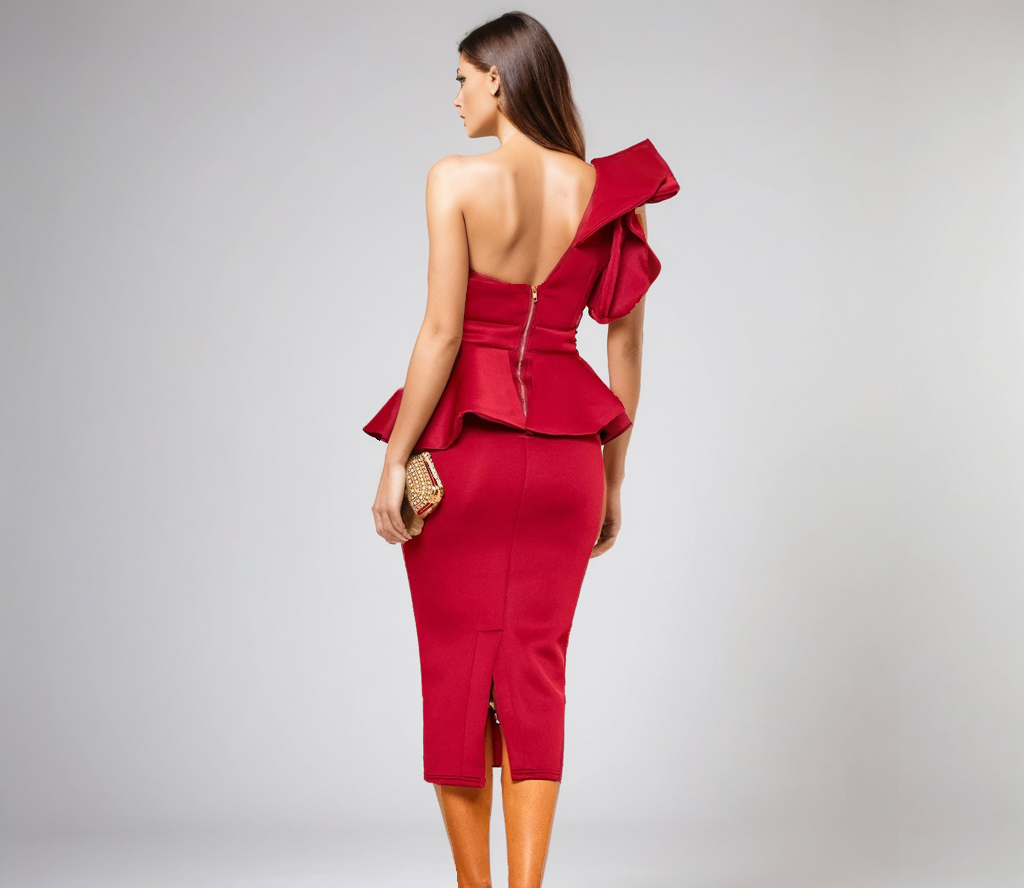 Noir Muse Off-Shoulder