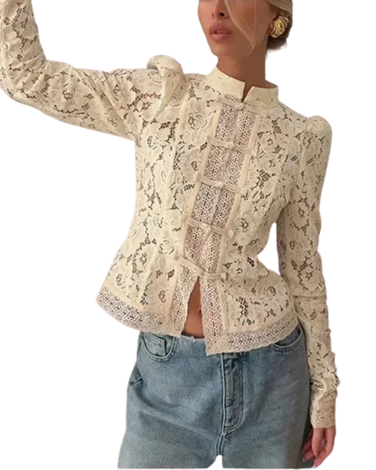 Amoura Lace