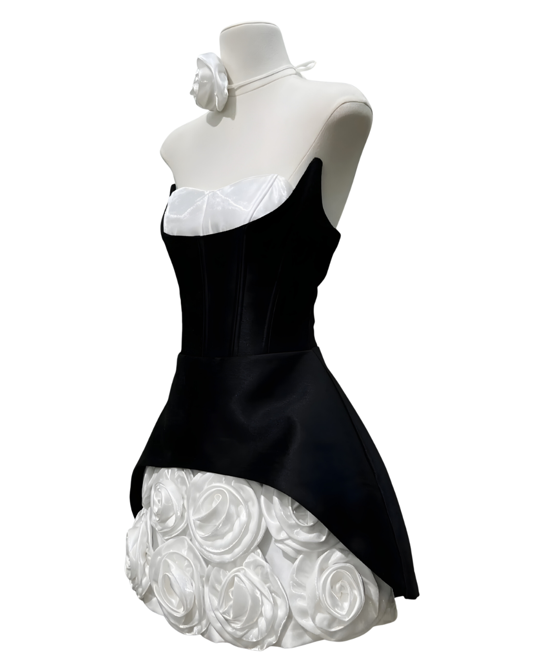 Vérité Contrast Gown
