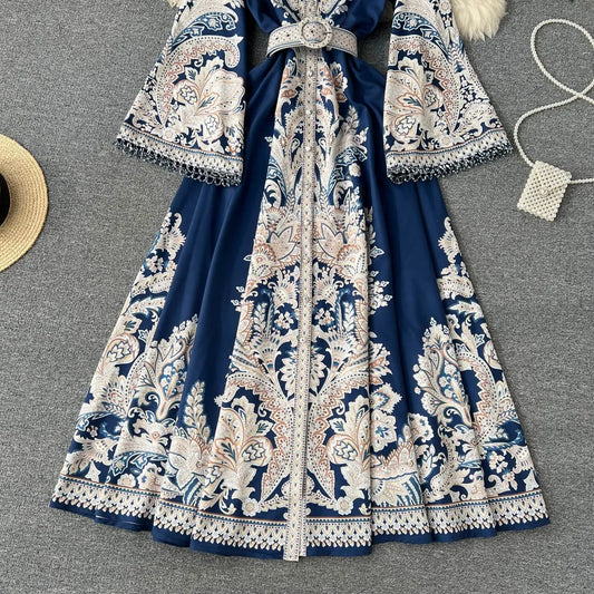 Evelyn Retro Charm Dress